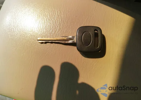 2002 Toyota Camry Solara Se из США, поврежденный, VIN 2T1CE22P52C007457